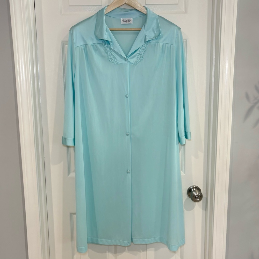 VTG Aqua Mint Blue Two-Piece Nylon Peignoir Nightgown & Robe Set Size M & L USA - Picture 9 of 17